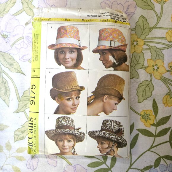 Vintage 60s Sewing Pattern MCall's 9175 Hats Size S And L - Picture 1 of 3